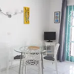 Charming Ocean View Heated Pool Apartamento