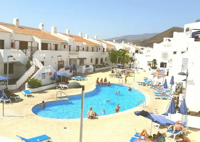 Charming Ocean View Heated Pool Apartmán *