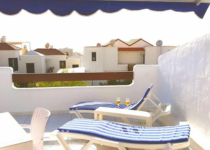 Charming Ocean View Heated Pool Apartment Los Cristianos (Tenerife)